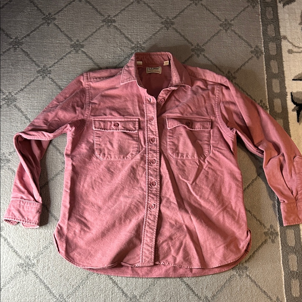 Vintage Woman’s L.L. Bean Chamois Cloth Shirt in Rose